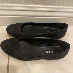 ECCO Black Leather Ballet Flats Size 38 (US 7-7.5)